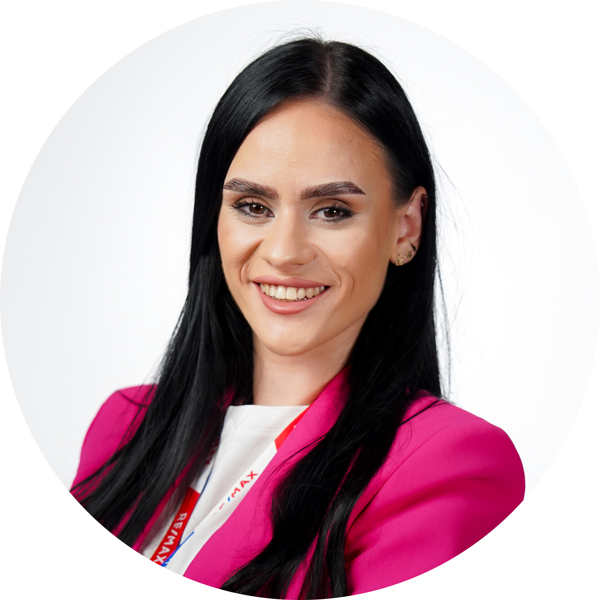 Andreea Stoica - Asociat vanzari Remax Impact